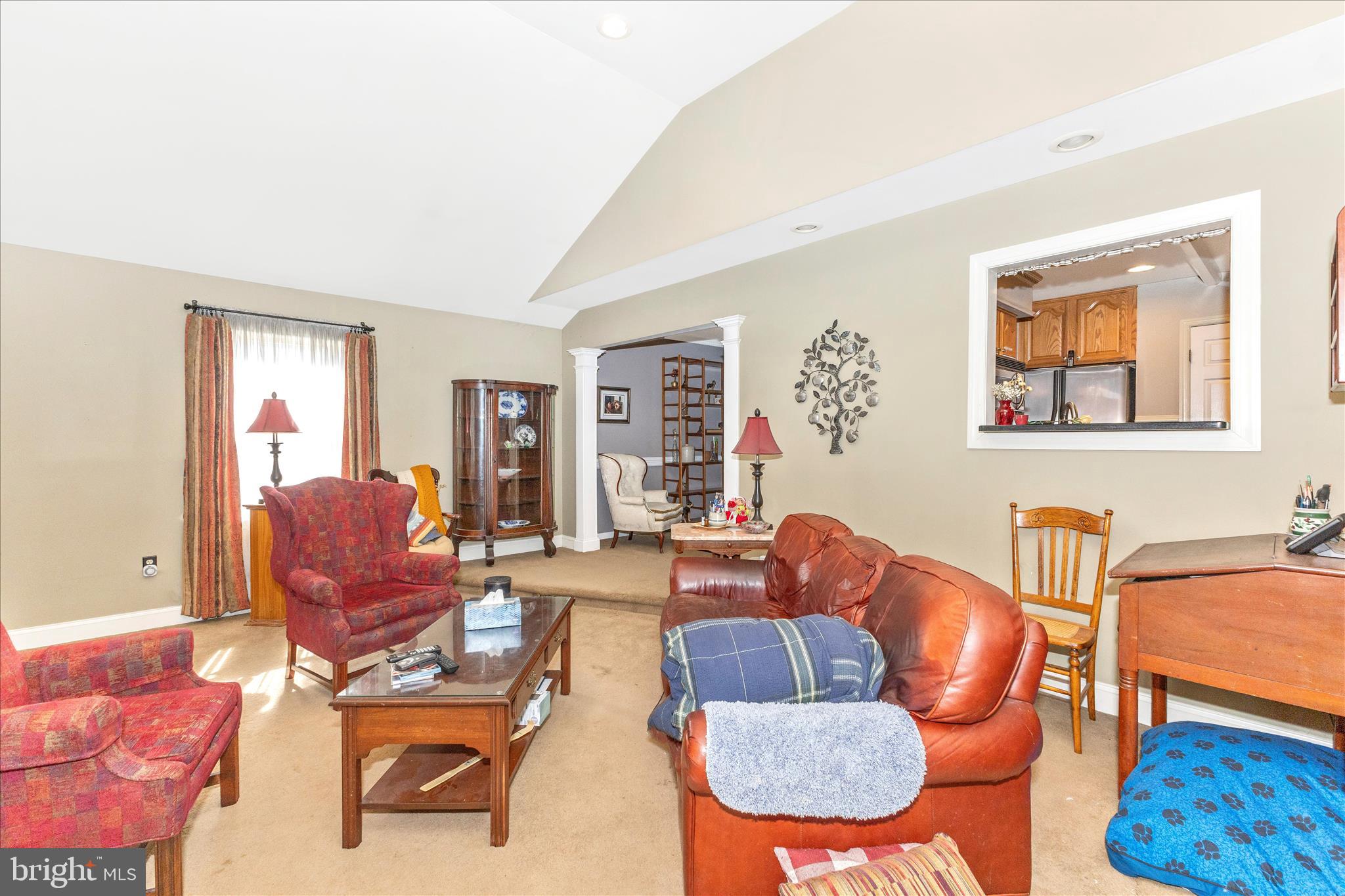 1111 Cummings Avenue Baltimore, MD 21228 - Photo 5 of 48