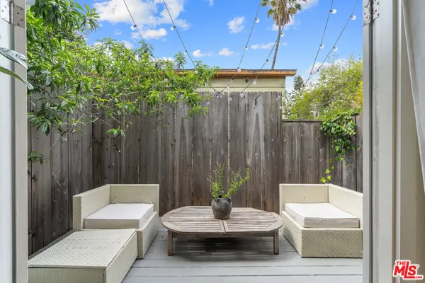 $5,995 | 648 Palms Boulevard, Venice, CA 90291