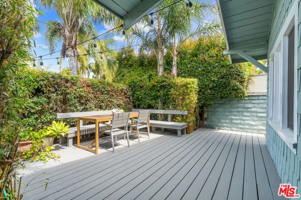 $5,995 | 648 Palms Boulevard, Venice, CA 90291