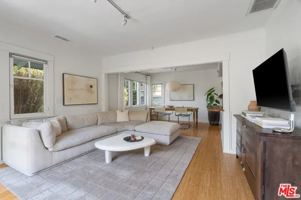 $5,995 | 648 Palms Boulevard, Venice, CA 90291