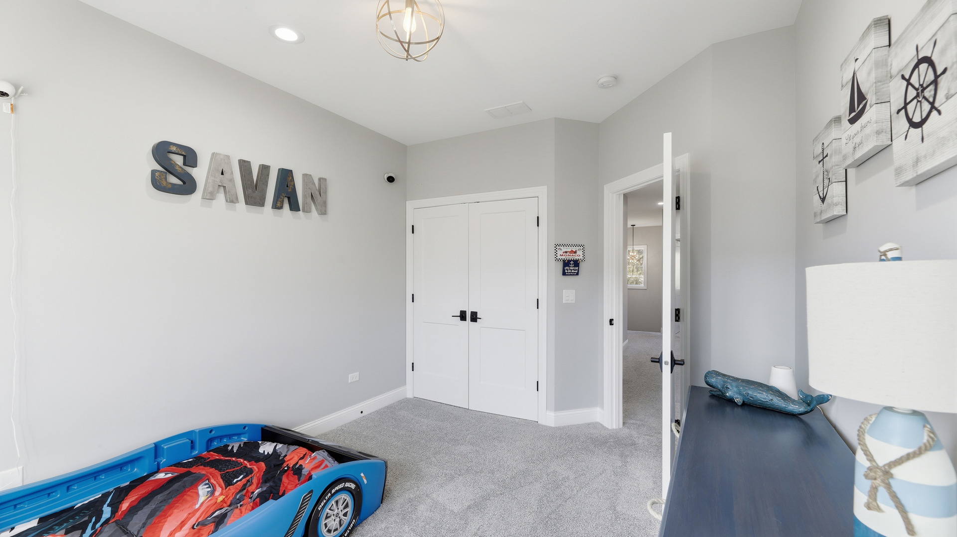 416 North Cass Avenue, Unit 6 Westmont, IL 60559 - Photo 18 of 24 a view of an empty room