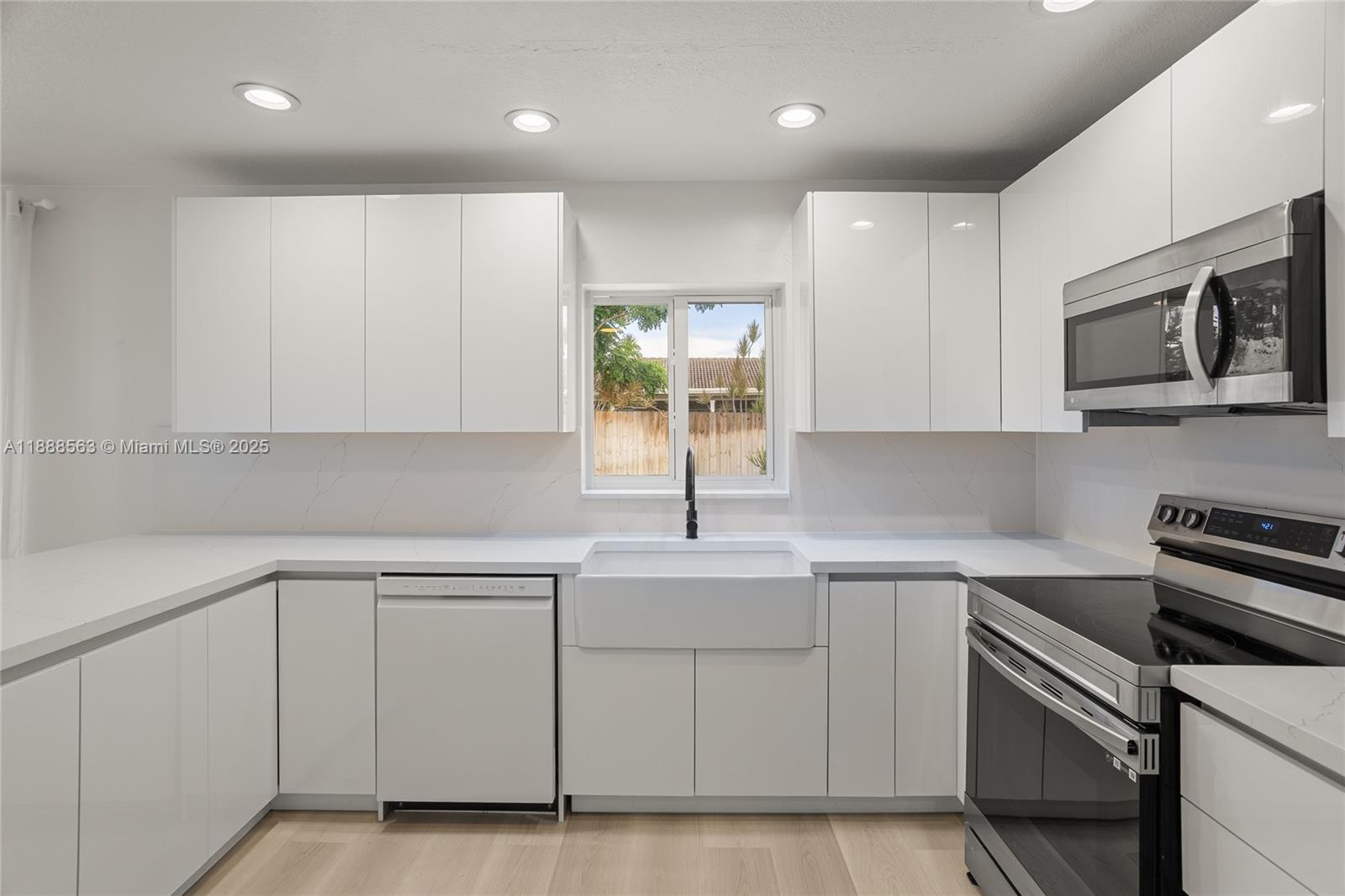 20847 Sugarloaf Lane Boca Raton, FL 33428 - Photo 15 of 45