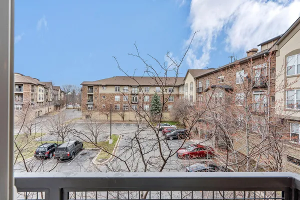 $230,000 | 13560 Technology Dr., Unit 1206, Eden Prairie, MN 55344