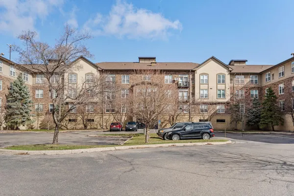 $230,000 | 13560 Technology Dr., Unit 1206, Eden Prairie, MN 55344
