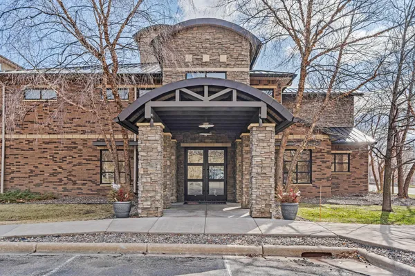 $230,000 | 13560 Technology Dr., Unit 1206, Eden Prairie, MN 55344