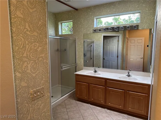 $2,000 | 1896 Hovenweep Street, Henderson, NV 89052