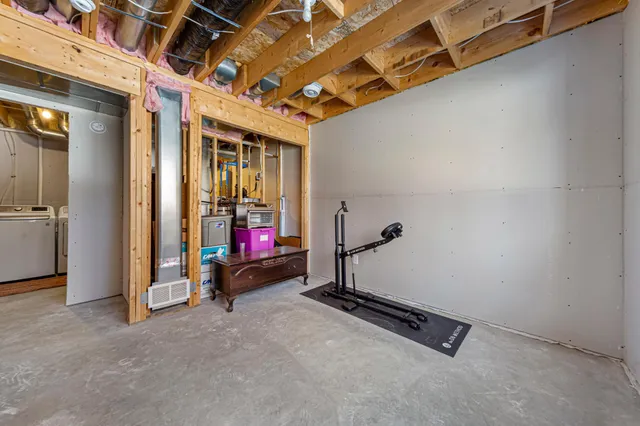 $299,900 | 207 Whitetail Lane, Kenyon, MN 55946