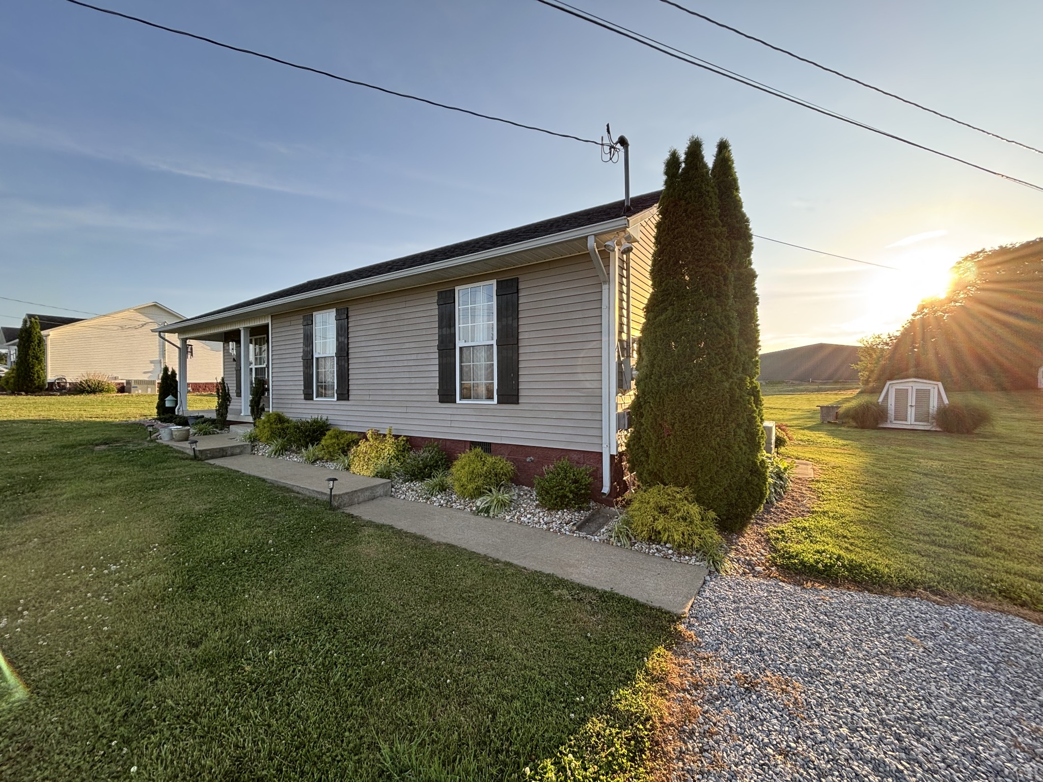 479 Wesley Chapel Road Lawrenceburg, TN 38464 - Photo 3 of 14