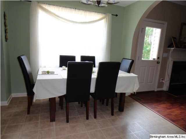715 Isbell Road Odenville, AL 35120 - Photo 5 of 17
