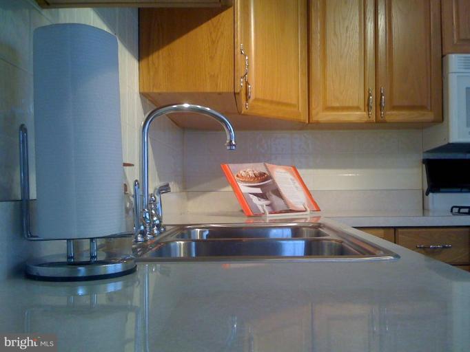 614 Kingston Road Middle River, MD 21220 - Photo 5 of 30 Kitchen