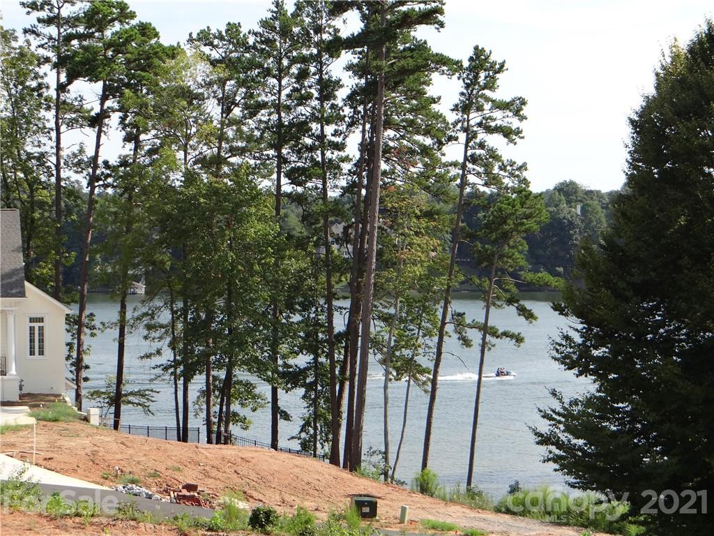 4 Players Ridge Road Hickory, NC 28601 - Photo 13 of 26 Gallery Image 13