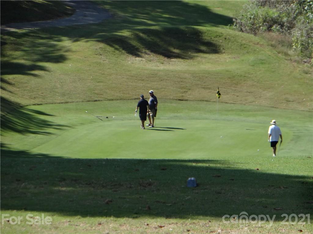 4 Players Ridge Road Hickory, NC 28601 - Photo 26 of 26 Gallery Image 26
