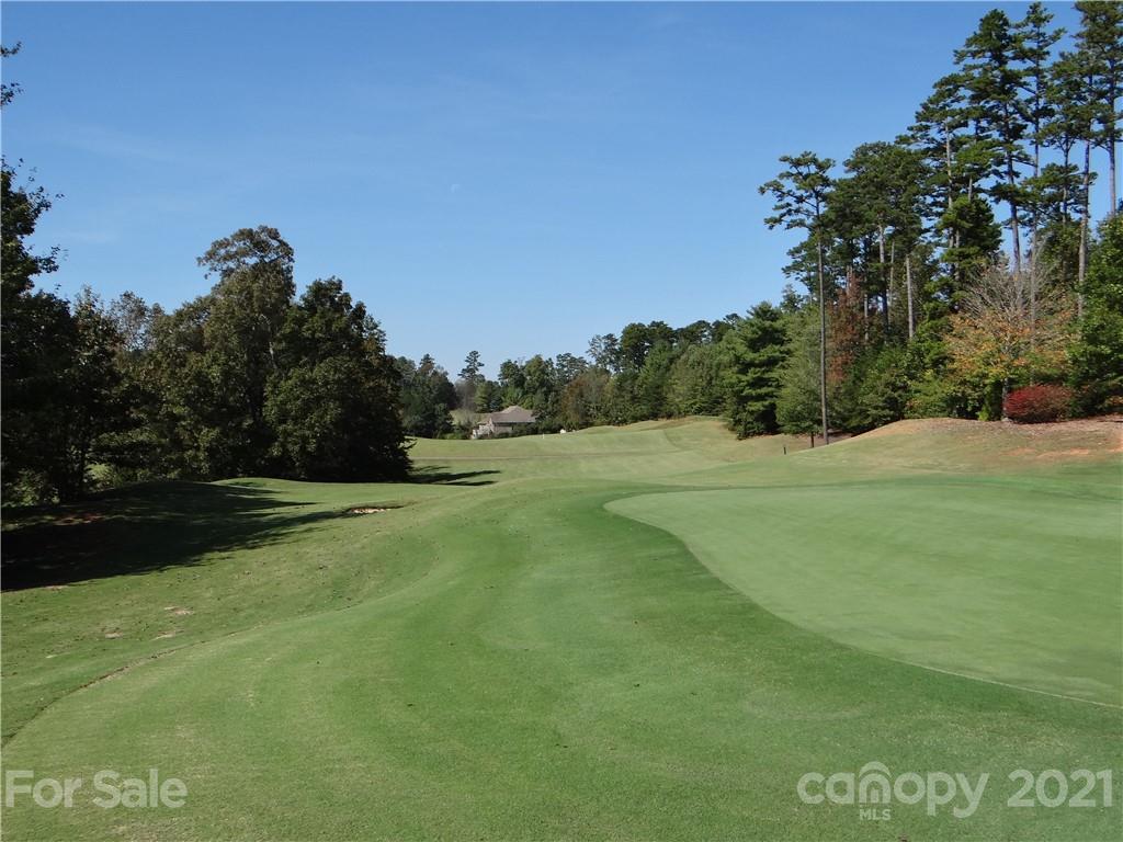 4 Players Ridge Road Hickory, NC 28601 - Photo 8 of 26 Gallery Image 8