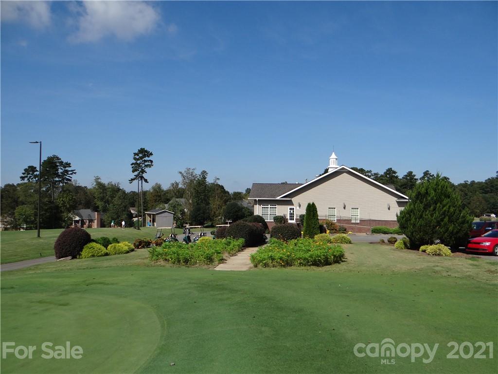 4 Players Ridge Road Hickory, NC 28601 - Photo 9 of 26 Gallery Image 9