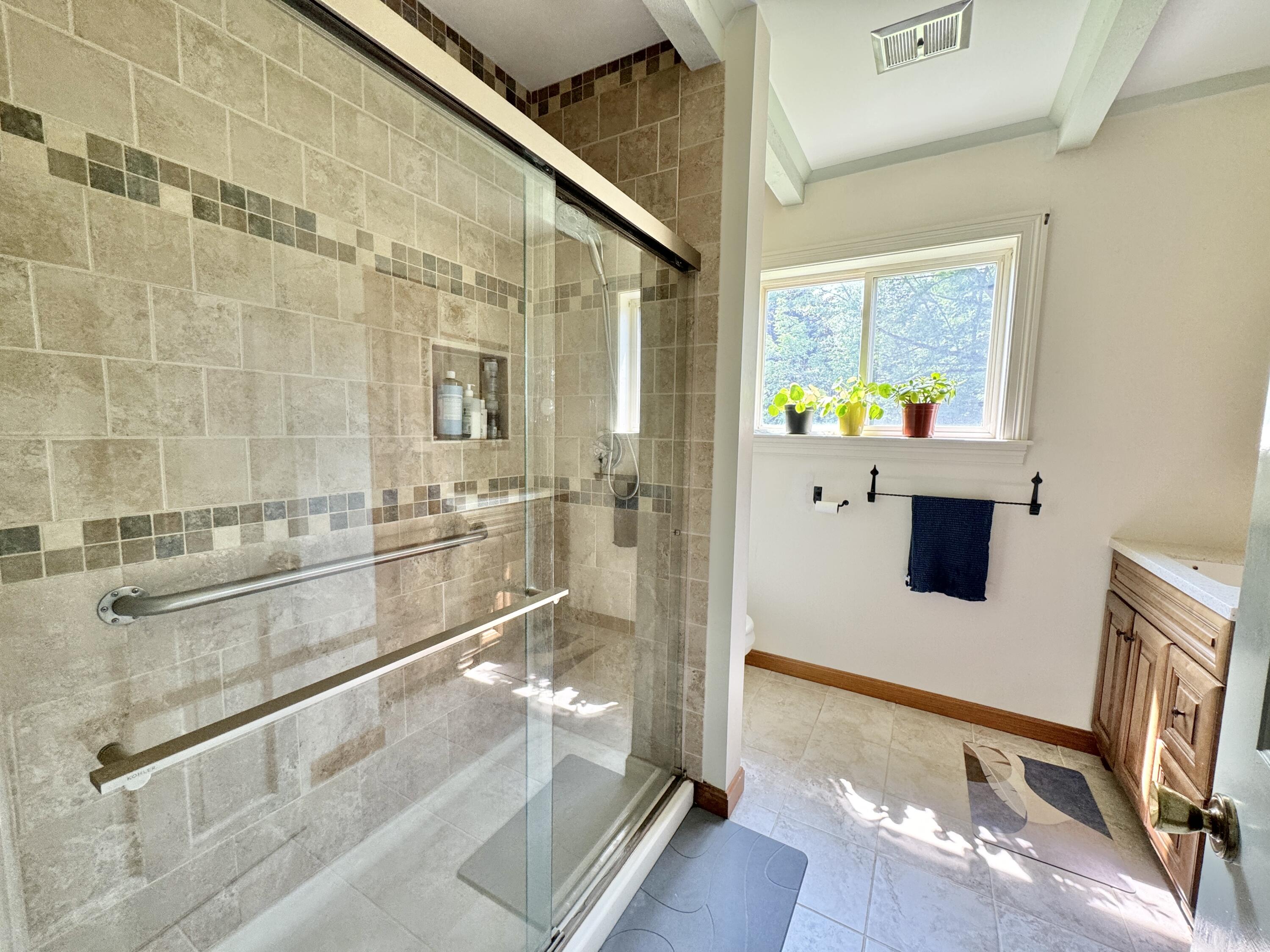 211 Clark Road Prospect, ME 04981 - Photo 11 of 44 20240816_160210144_iOS