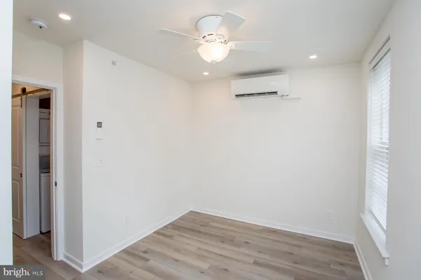 $2,325 | 41 D Bridge Street, Lambertville, NJ 08530