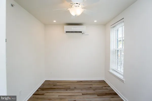 $2,325 | 41 D Bridge Street, Lambertville, NJ 08530