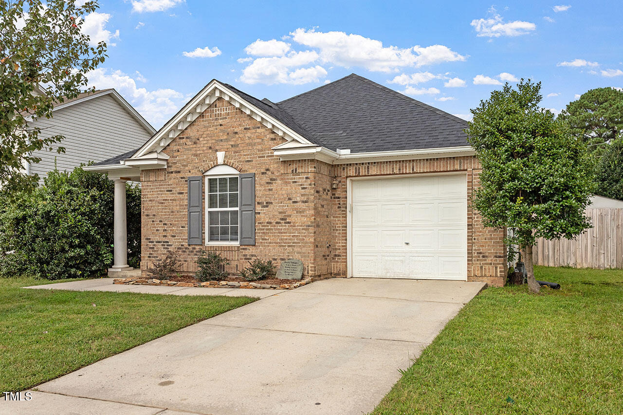 2612 Quarry Springs Road Raleigh, NC 27610 - Photo 2 of 30 2612 Quarry Springs Road_02