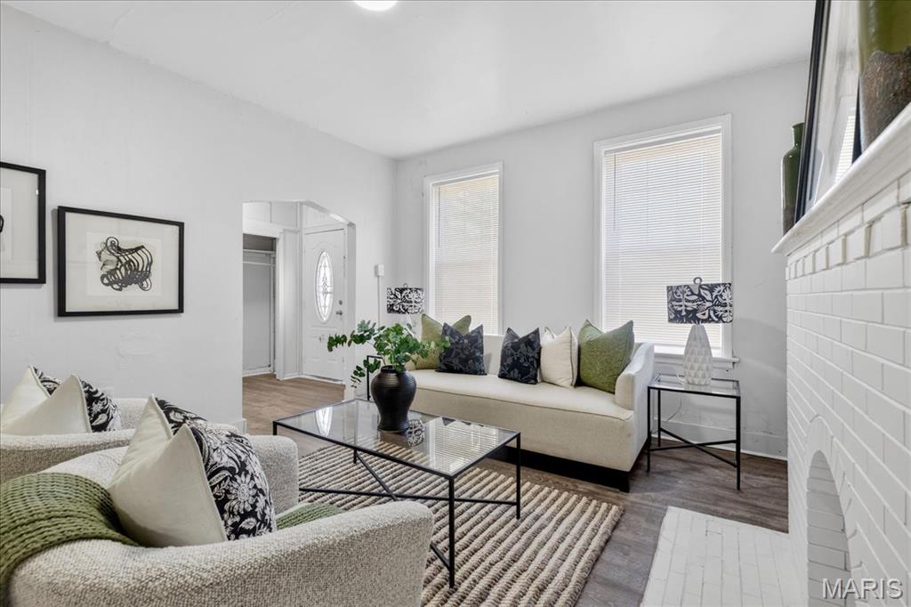 3729 South Spring Avenue St. Louis, MO 63116 - Photo 6 of 43