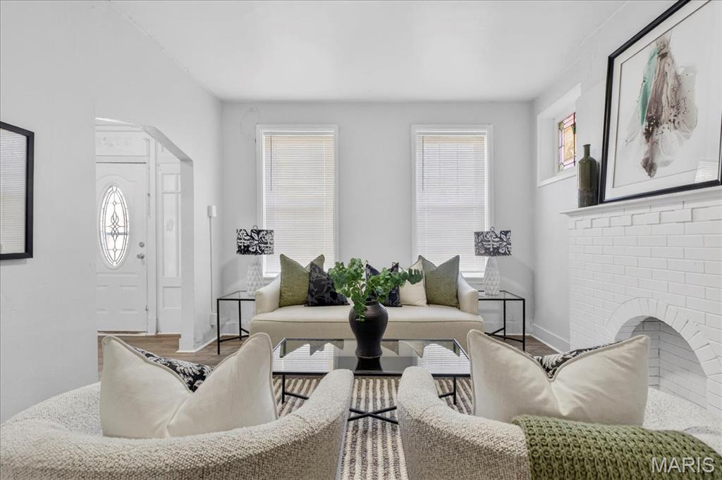 3729 South Spring Avenue St. Louis, MO 63116 - Photo 7 of 43