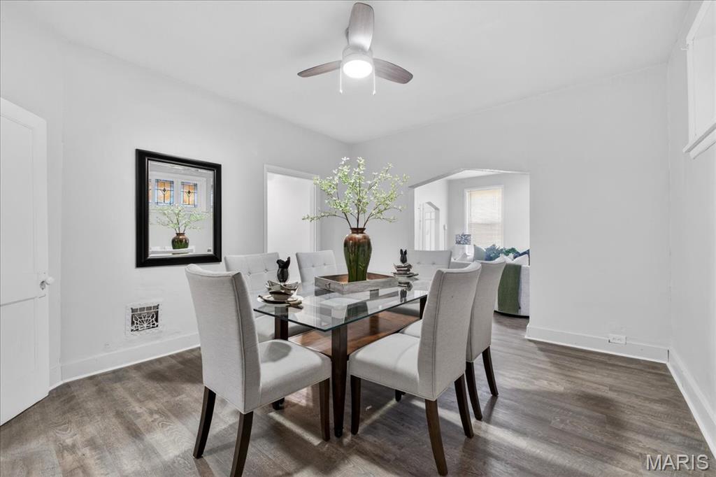 3729 South Spring Avenue St. Louis, MO 63116 - Photo 9 of 43