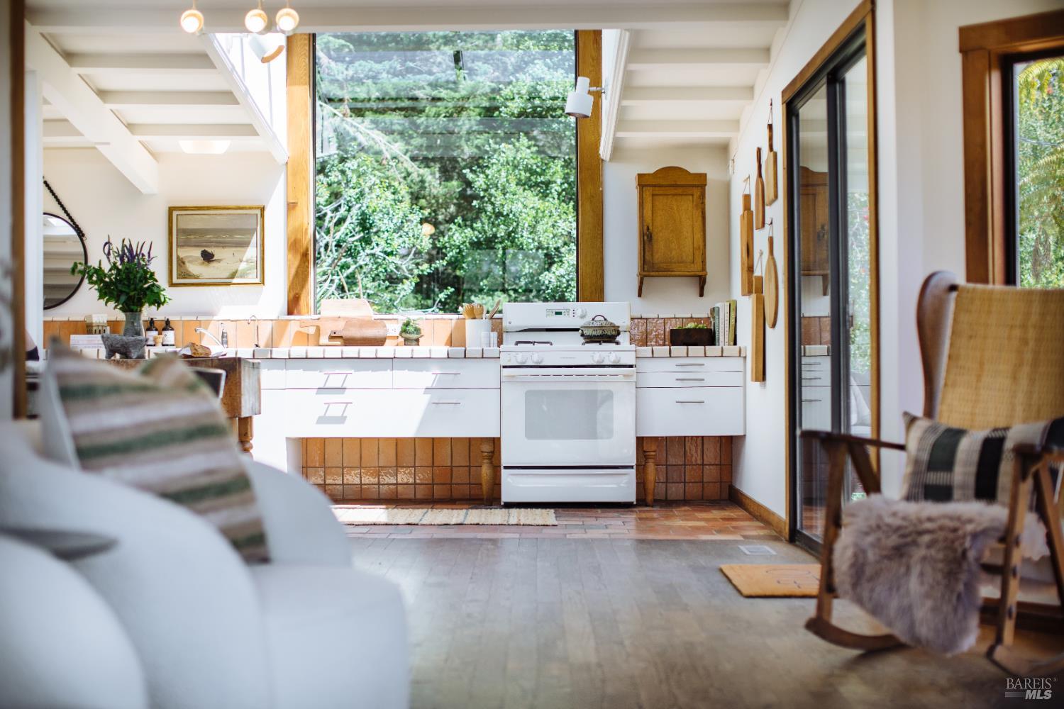 585 Evergreen Road Bolinas, CA 94924 - Photo 8 of 58