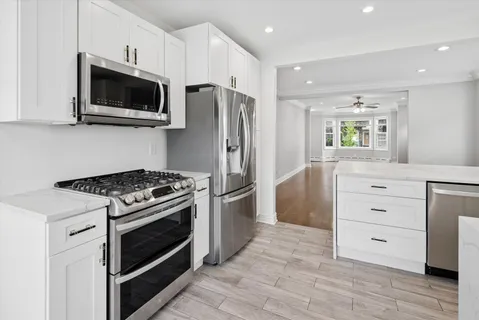 $569,900 | 5836 North Manton Avenue, Chicago, IL 60646