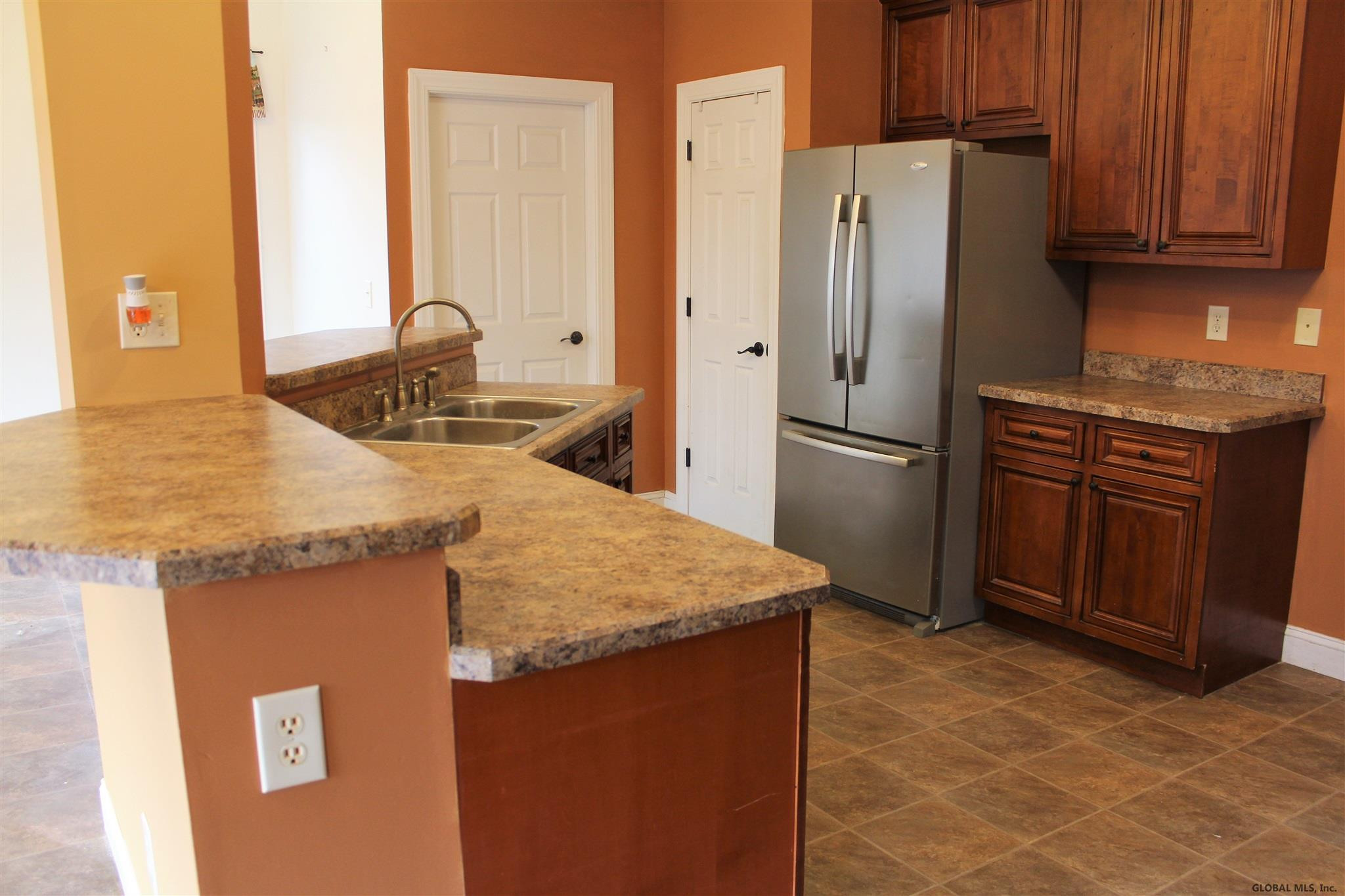 673 Swaggertown Road Schenectady, NY 12302 - Photo 9 of 35 Photo 9