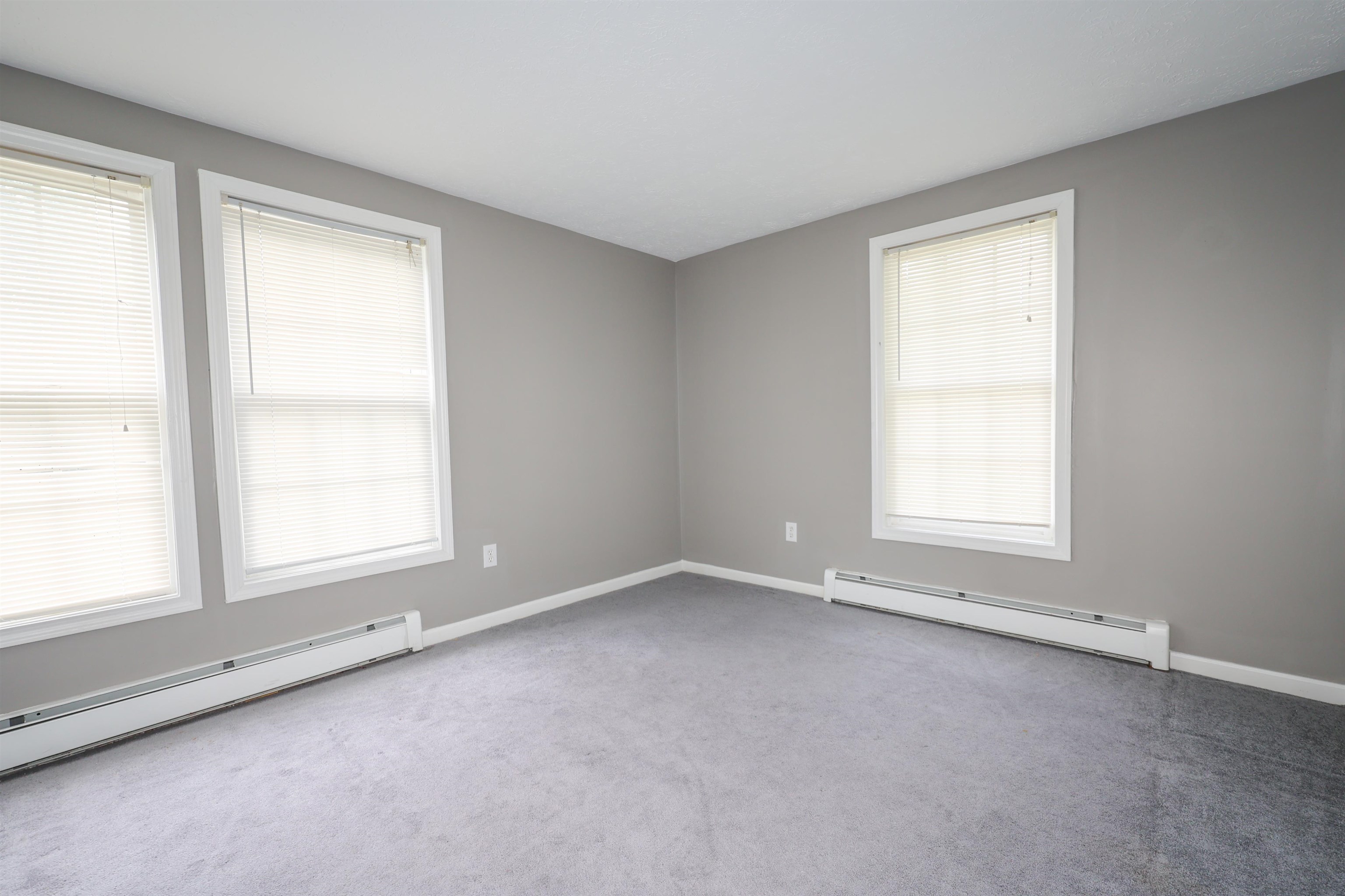 33 Dale Road, Unit B Hooksett, NH 03106 - Photo 27 of 36
