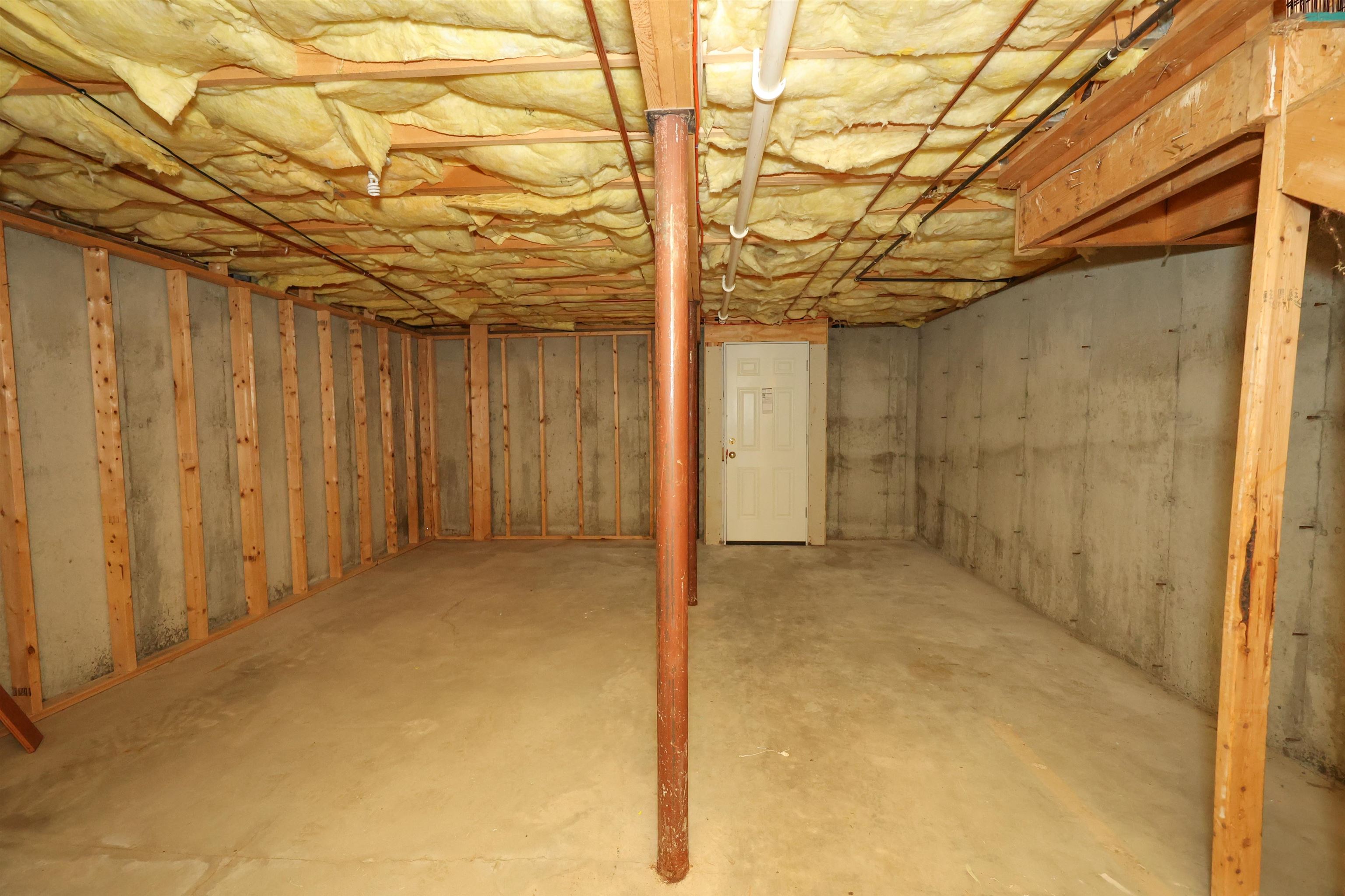 33 Dale Road, Unit B Hooksett, NH 03106 - Photo 34 of 36