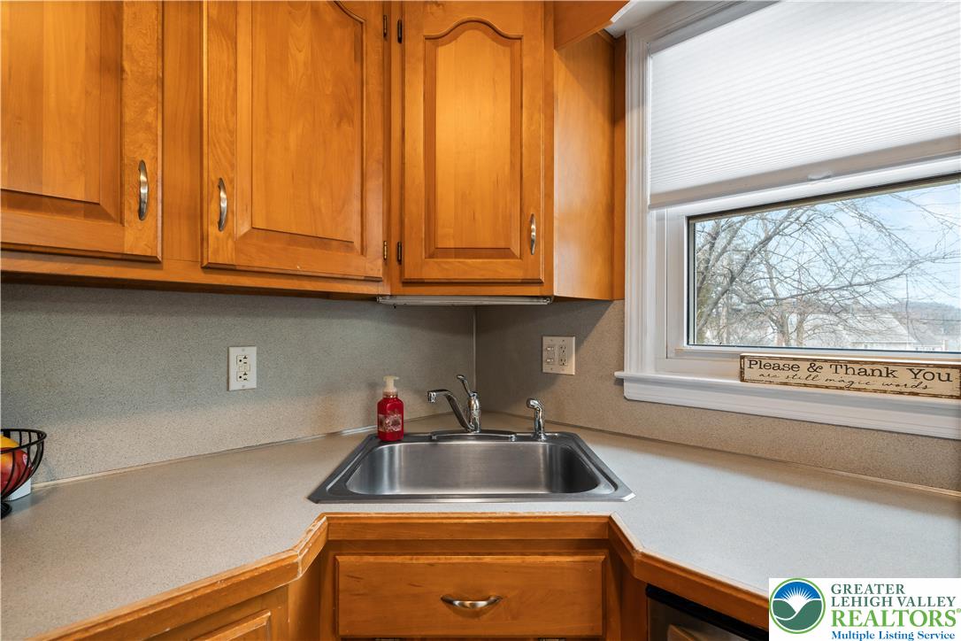 1937 Greenleaf Street Bethlehem, PA 18017 - Photo 21 of 45