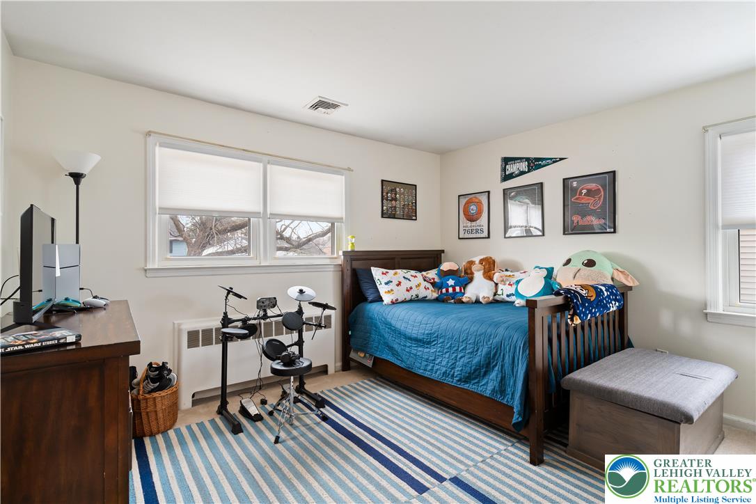 1937 Greenleaf Street Bethlehem, PA 18017 - Photo 27 of 45 a living room with furniture and a window
