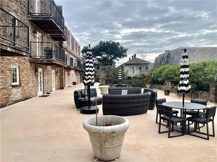 $225,000 | 3000 St Charles Avenue, Unit 409, New Orleans, LA 70115