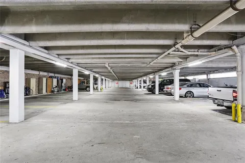 $225,000 | 3000 St Charles Avenue, Unit 409, New Orleans, LA 70115