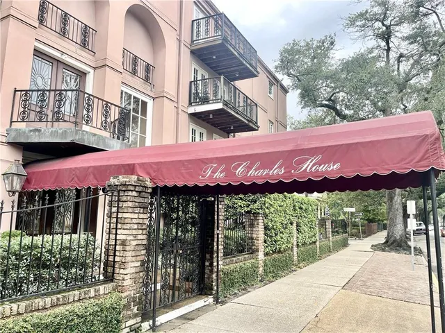 $225,000 | 3000 St Charles Avenue, Unit 409, New Orleans, LA 70115