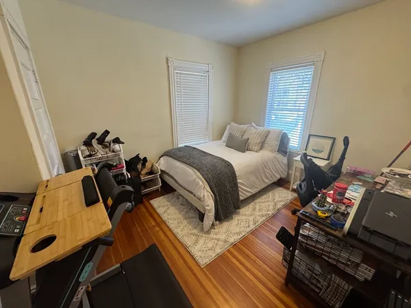 $3,600 | 5 Oak Square Avenue, Unit 1, Boston, MA 02135