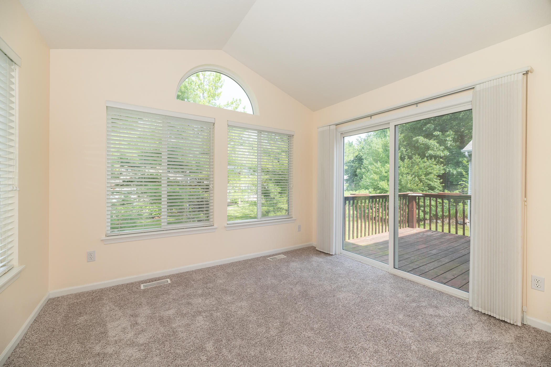 1294 Harrier Ridge Kalamazoo, MI 49009 - Photo 20 of 52 1294 Harrier Ridge-19