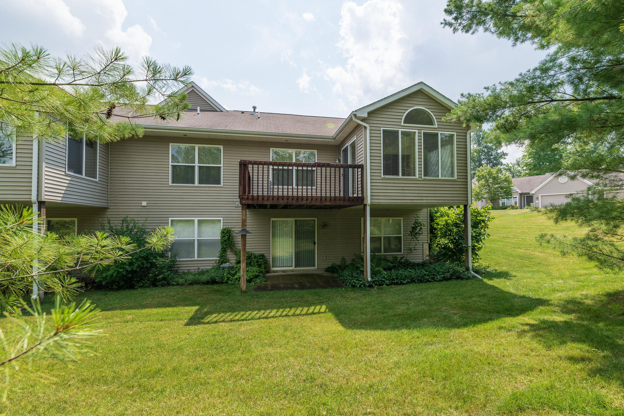 1294 Harrier Ridge Kalamazoo, MI 49009 - Photo 3 of 52 1294 Harrier Ridge-56
