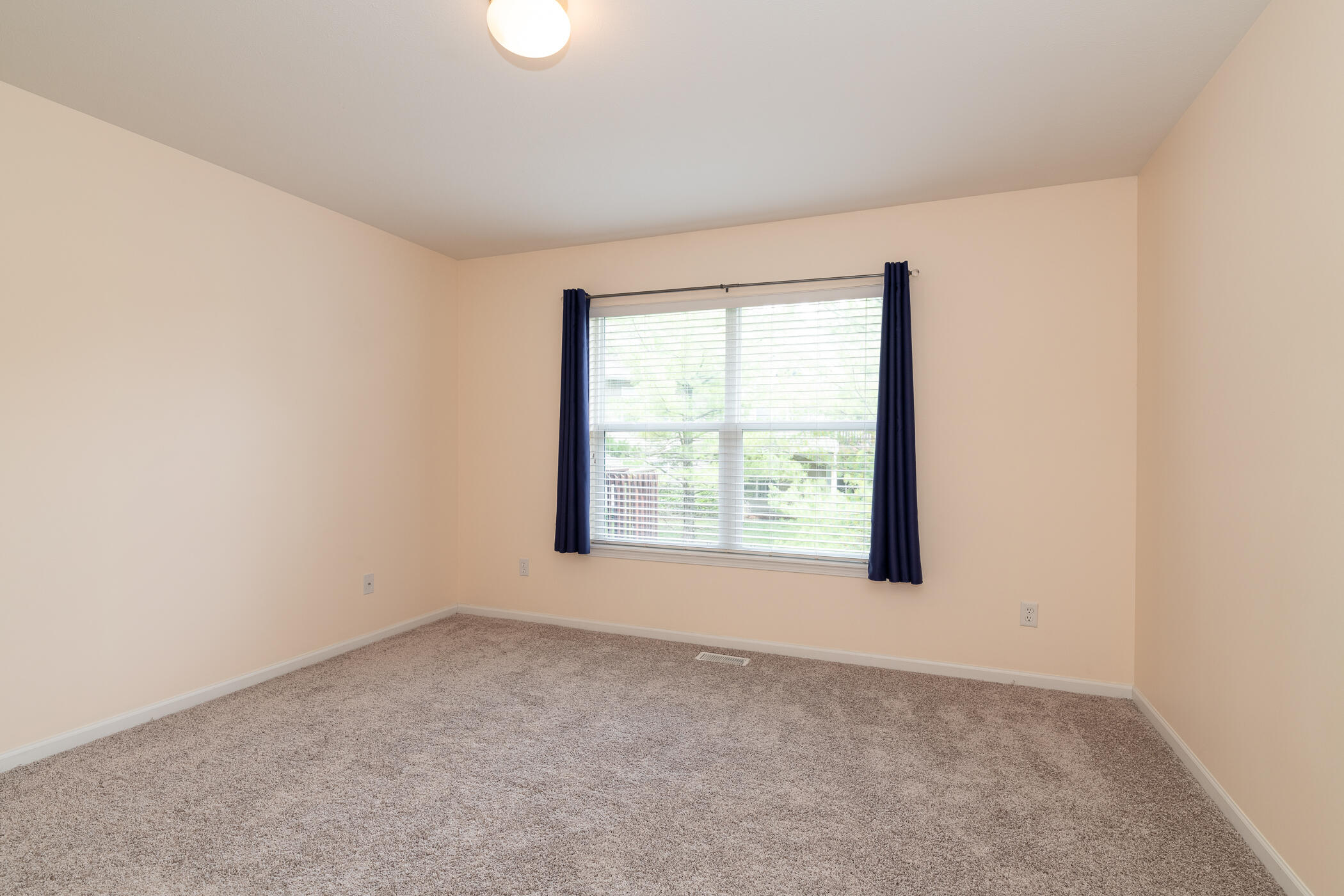 1294 Harrier Ridge Kalamazoo, MI 49009 - Photo 31 of 52 1294 Harrier Ridge-33