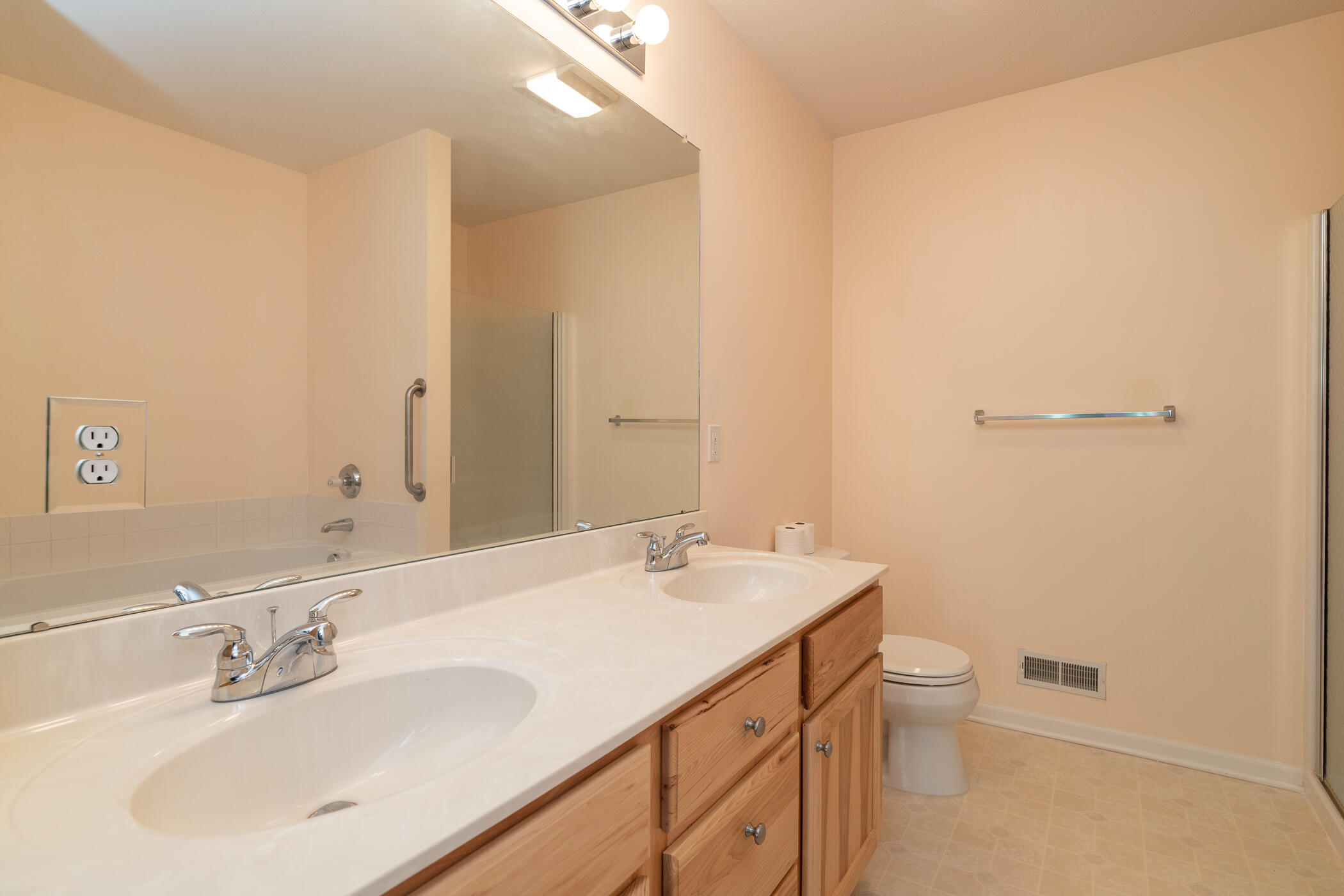 1294 Harrier Ridge Kalamazoo, MI 49009 - Photo 34 of 52 1294 Harrier Ridge-36
