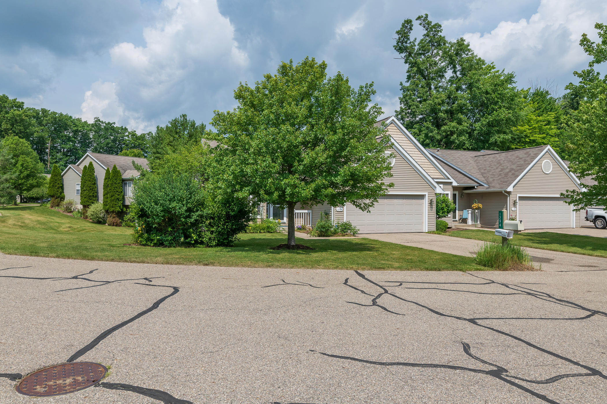 1294 Harrier Ridge Kalamazoo, MI 49009 - Photo 51 of 52 1294 Harrier Ridge-53