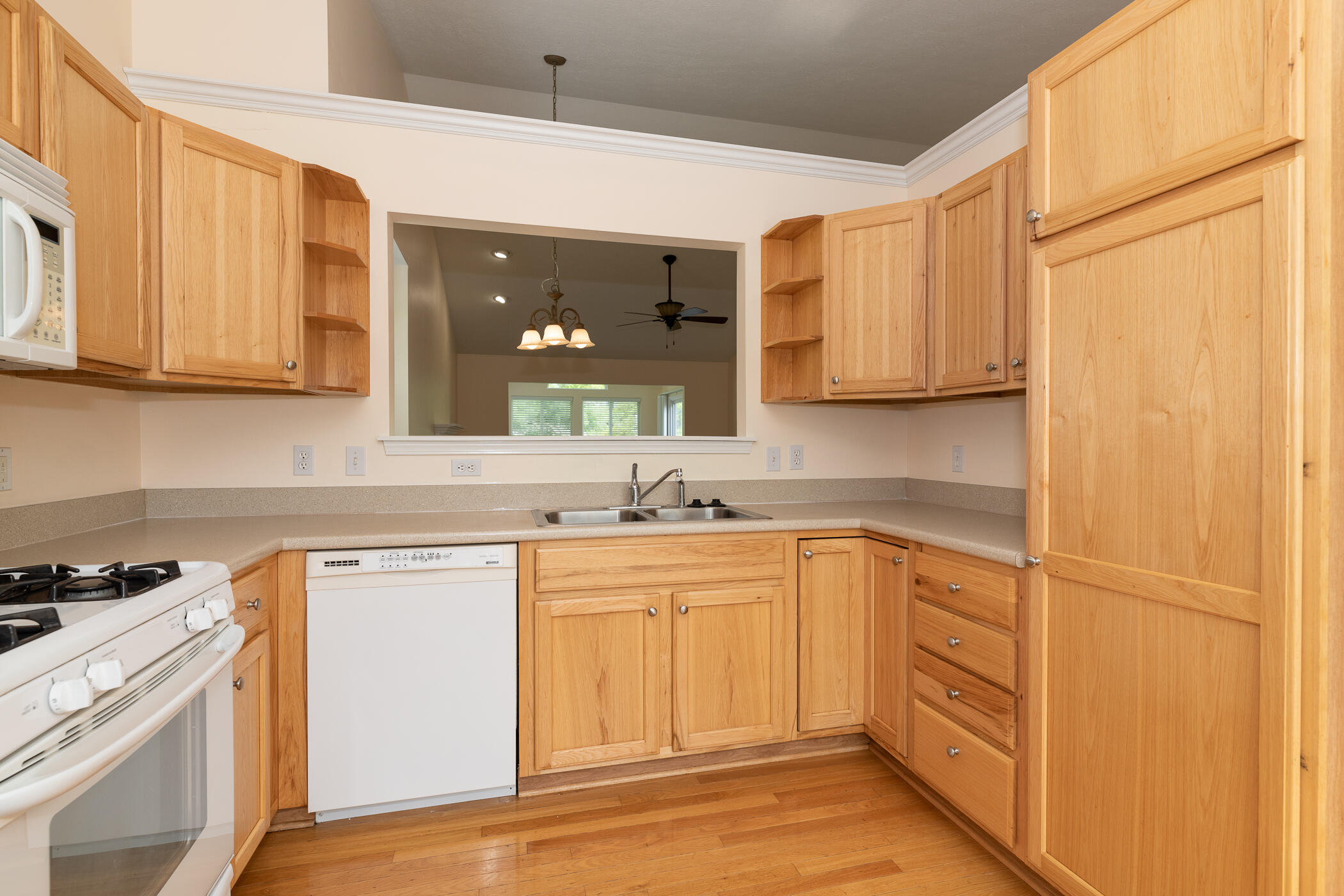 1294 Harrier Ridge Kalamazoo, MI 49009 - Photo 6 of 52 1294 Harrier Ridge-4