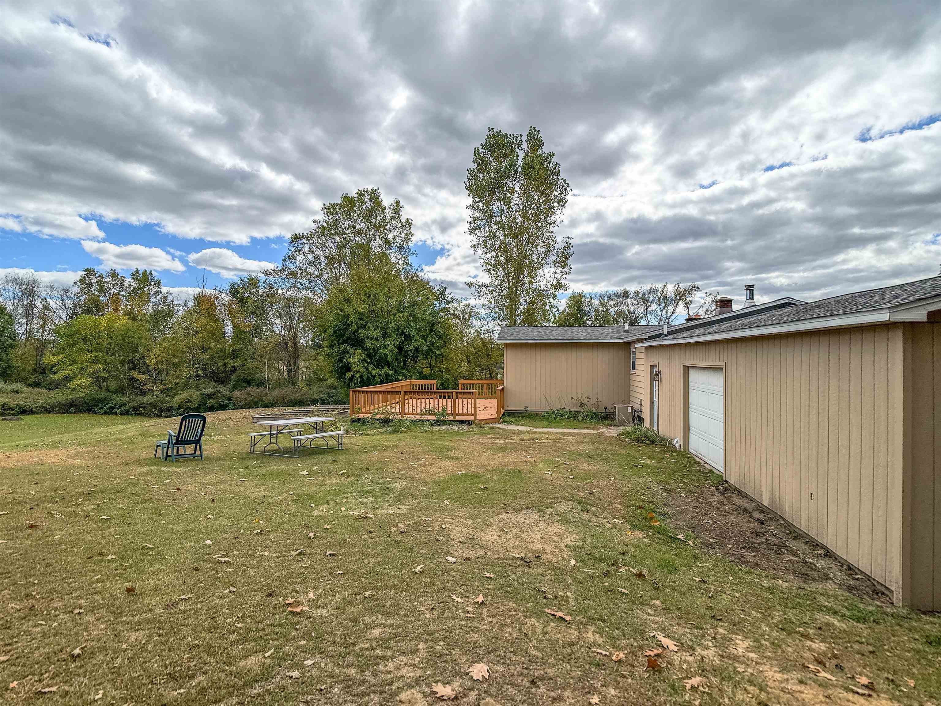 14392 North Vassar Road Millington, MI 48746 - Photo 59 of 95 50191154-3e8ad6a5-8eea-43da-aa0d-584b67bd6835.JPG