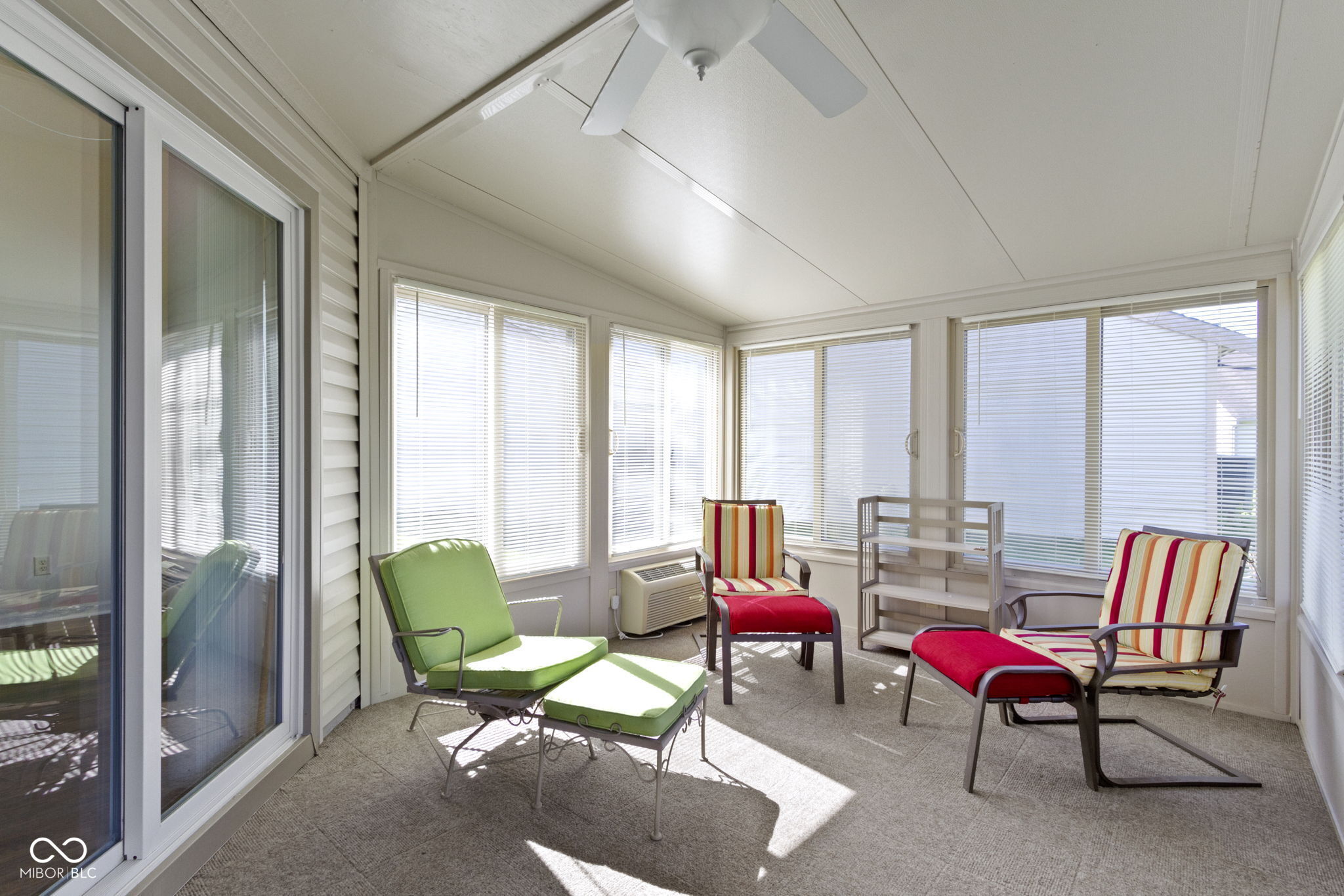 9526 Colony Pointe E Drive Indianapolis, IN 46250 - Photo 30 of 44