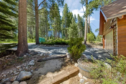 $595,000 | 1409 Mt Shasta Circle, South Lake Tahoe, CA 96150