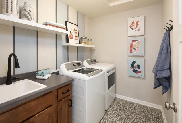 $575,000 | 1959 Oakpointe Drive, Waconia, MN 55387