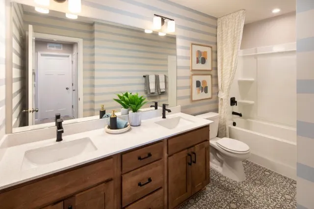 $549,990 | 1959 Oakpointe Drive, Waconia, MN 55387