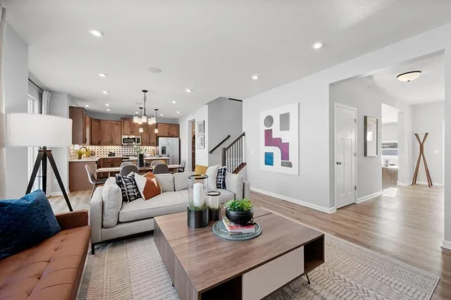 $575,000 | 1959 Oakpointe Drive, Waconia, MN 55387