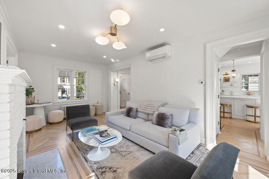 46 Rokeby Place Staten Island, NY 10310 - Photo 8 of 24 8