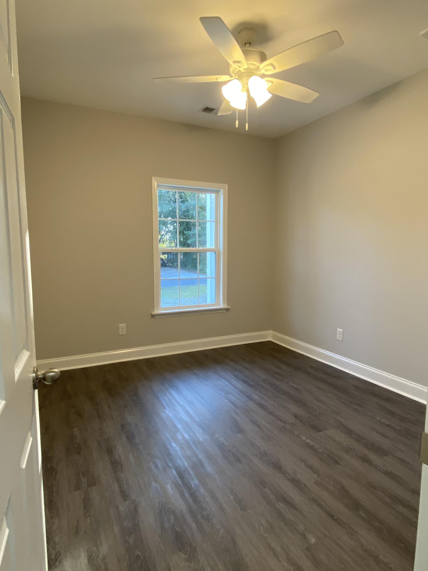 678 Winningham Road St. George, SC 29477 - Photo 10 of 20 Example Bedroom 1